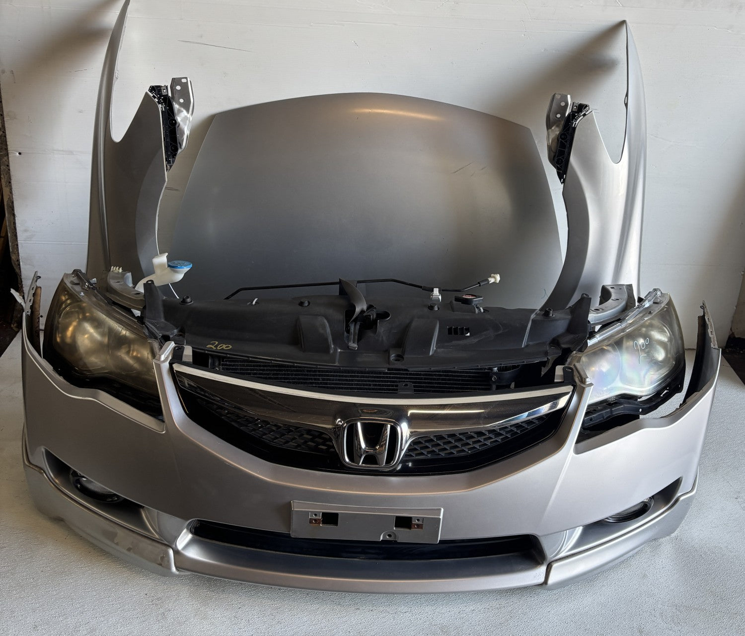 JDM 2006-2001 HONDA CIVIC COMPLETE FONT END CONVERSION (FD1,FD2)